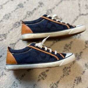 Vintage 2004 Coach Brand Sneakers- Size 9